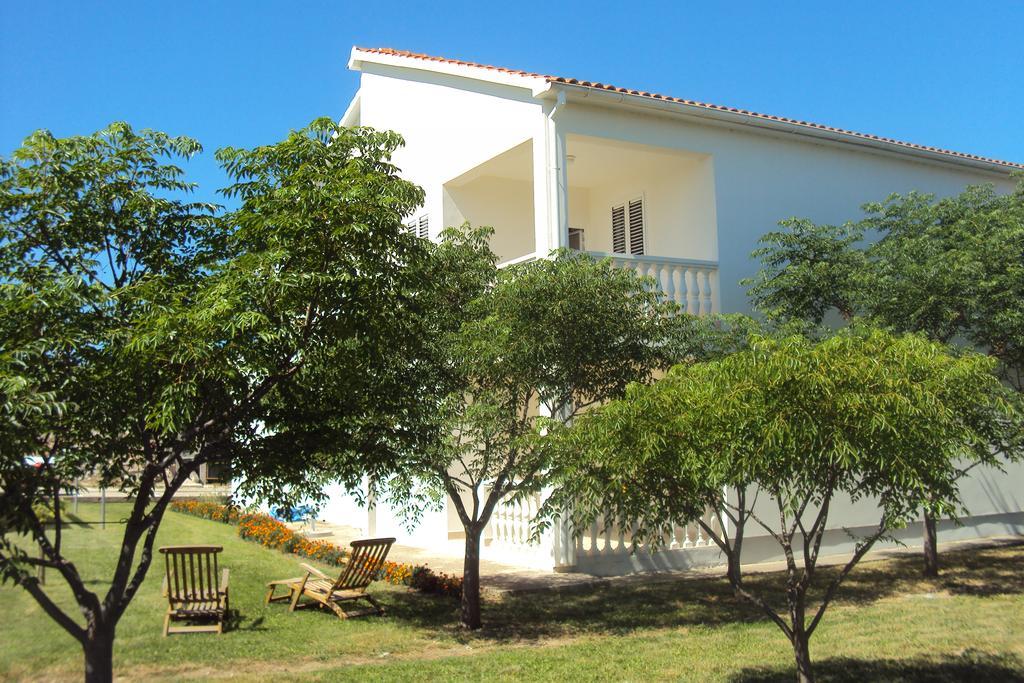Apartments Marko Vrsi Exterior photo